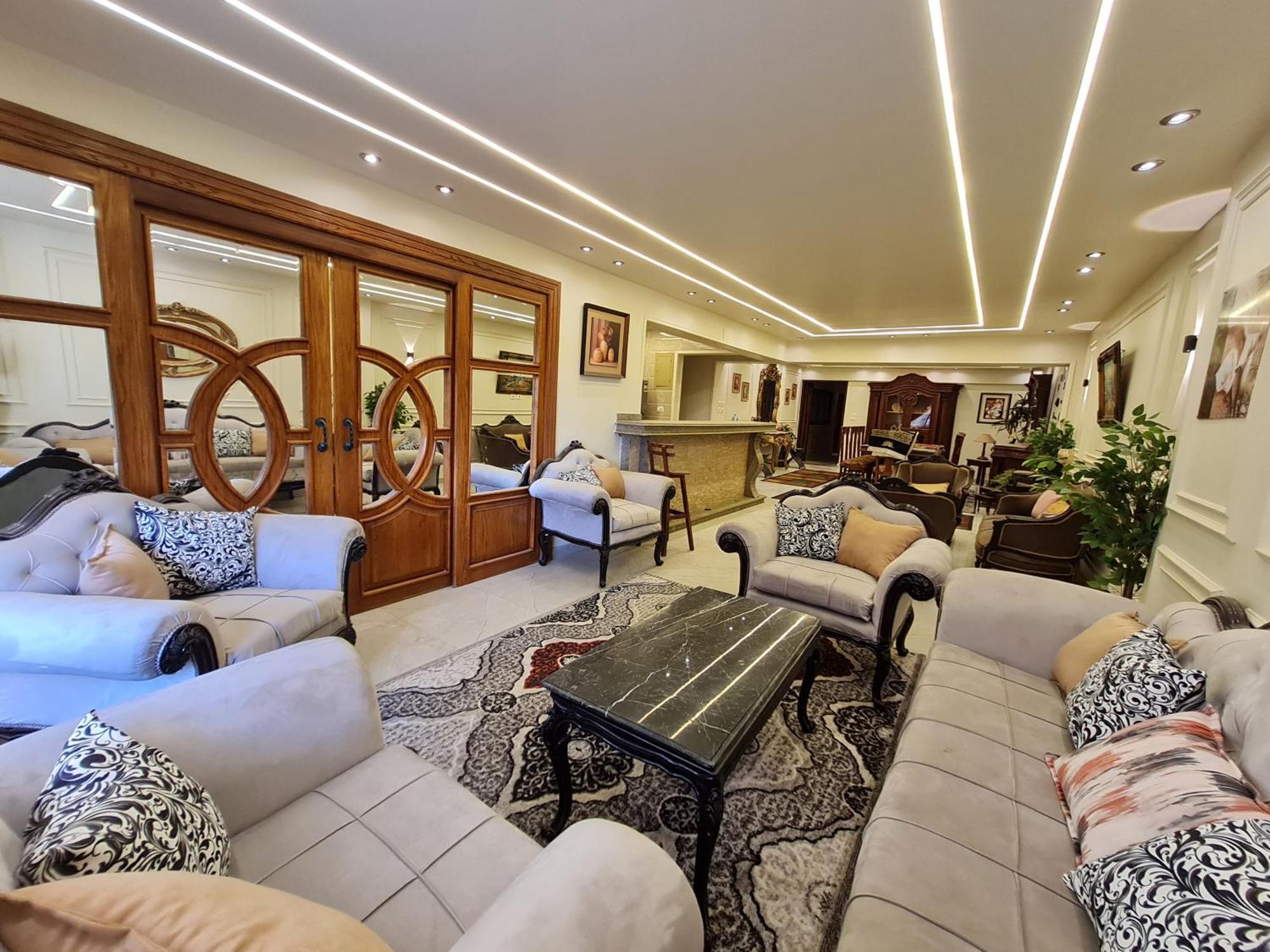 Luxurious 3-bedroom Dokki Downtown - Ideal Location Downtown Giza Cairo