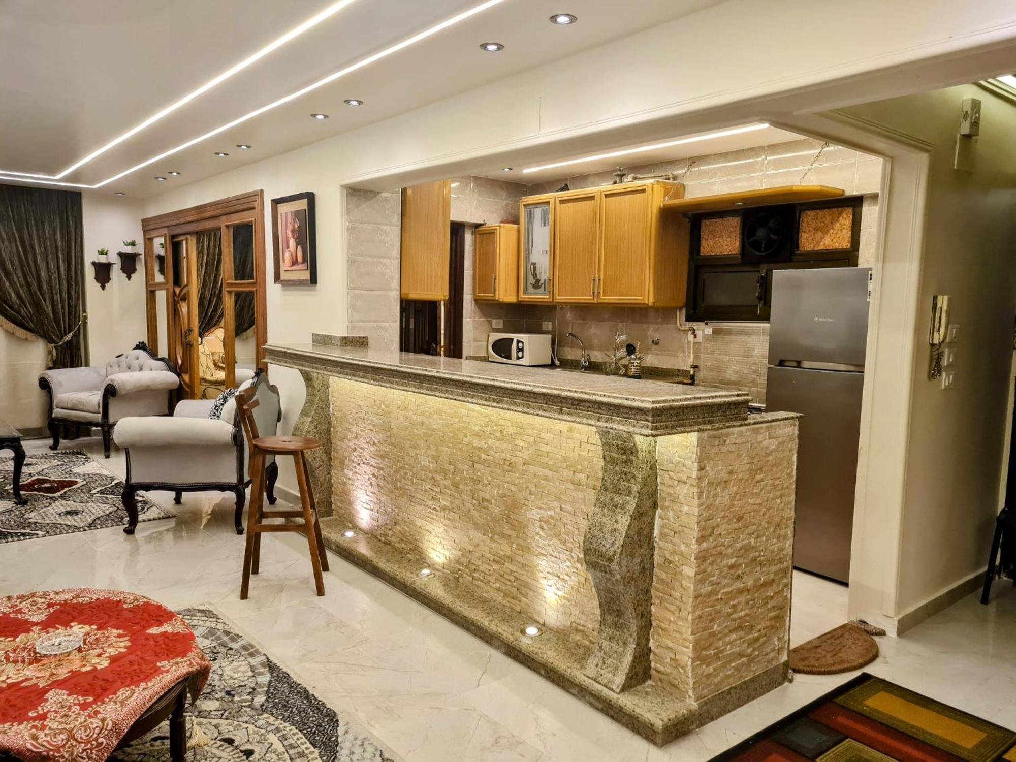 Luxurious 3-bedroom Dokki Downtown - Ideal Location Downtown Giza Apartment Cairo