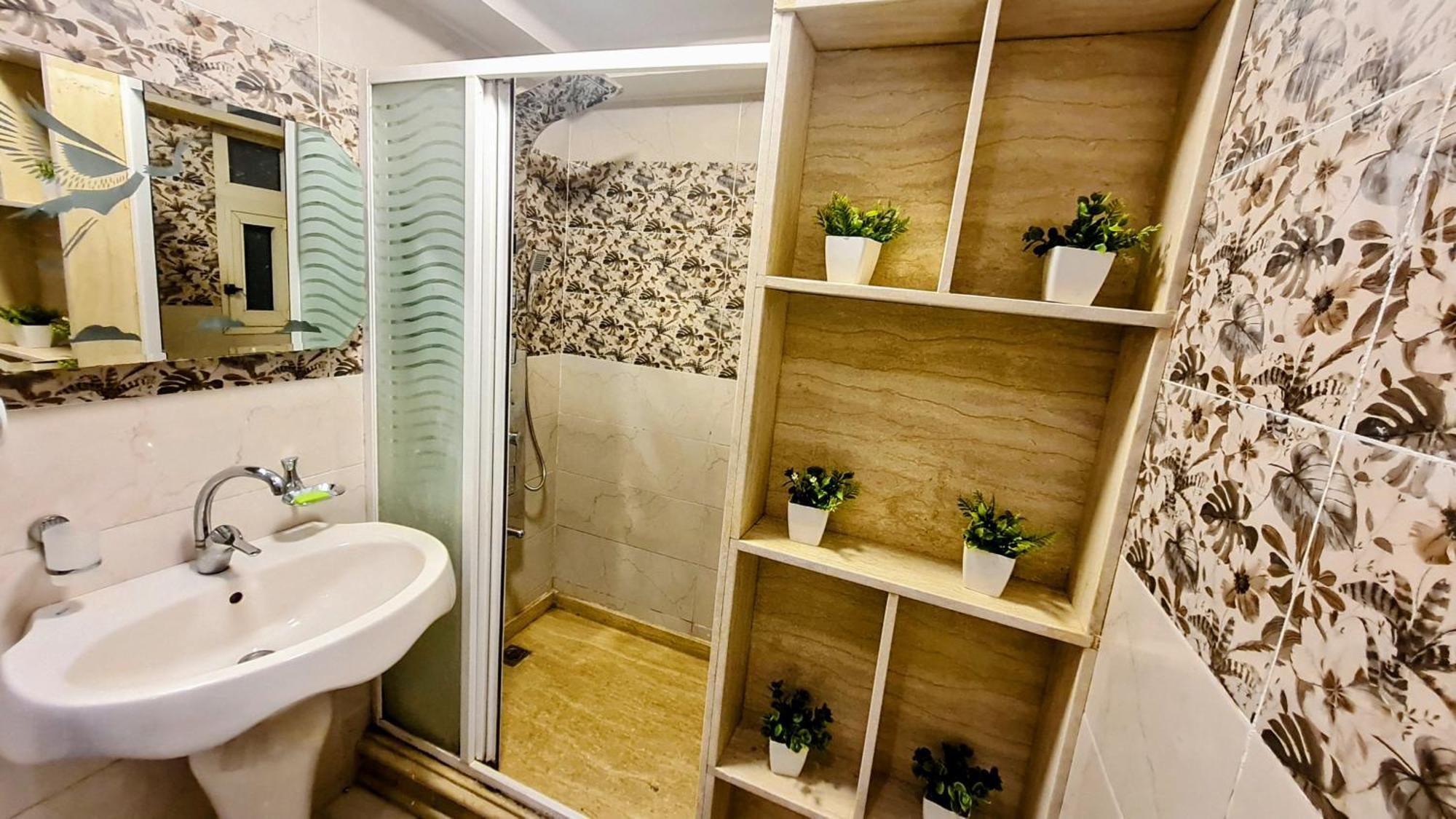 Luxurious 3-bedroom Dokki Downtown - Ideal Location Downtown Giza Cairo
